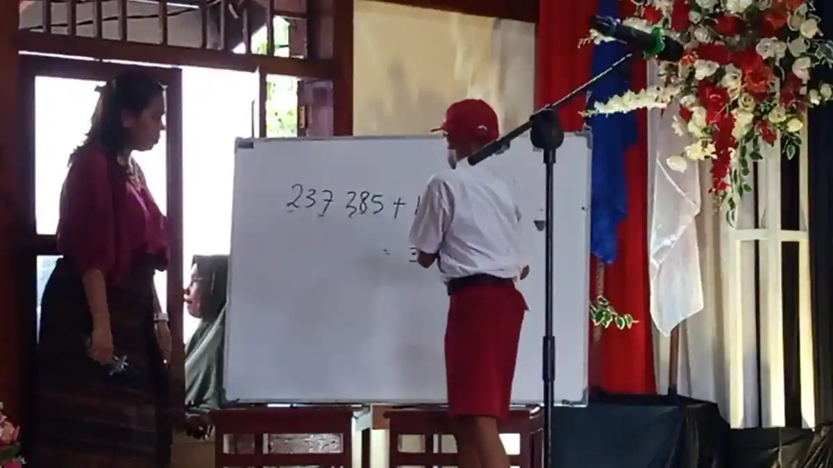 Gerald, Bocah Jenius dari Kota Pancasila, Ajarkan Kalkulus di Depan Bupati dan Guru SMP
