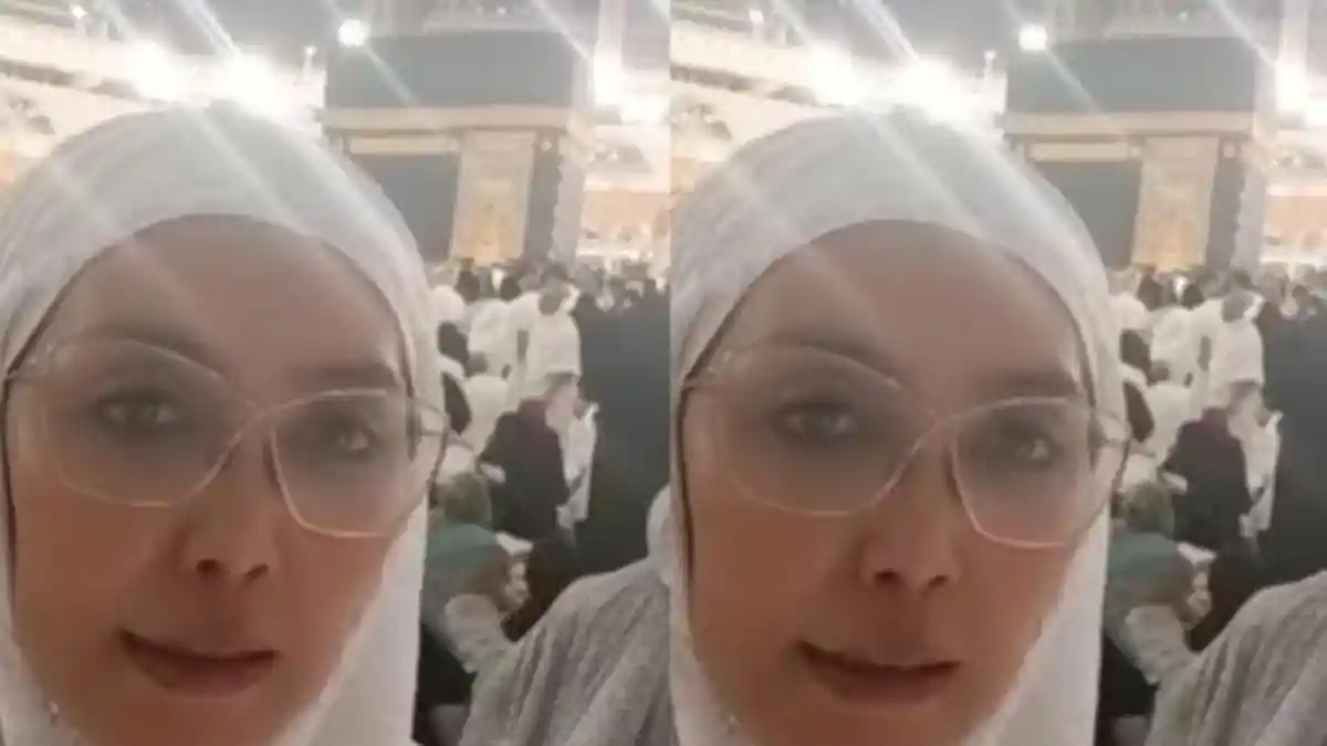Doa Rieke Diah Pitaloka di Multazam untuk Indonesia