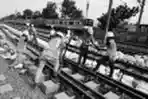 Pemasangan Wesel Jalur Kereta Api