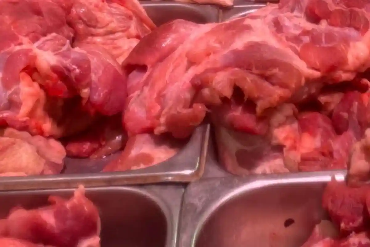 Update Harga Daging Babi di Pasar Swalayan Bahu Manado Sulawesi Utara Jumat 31 Mei 2024