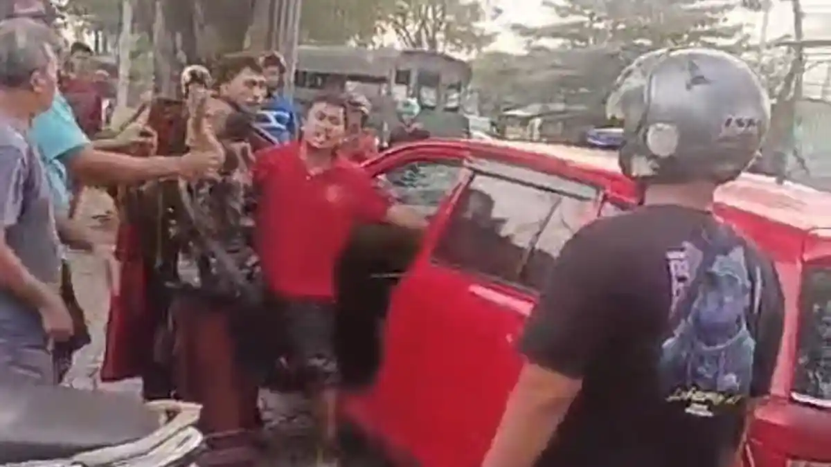Viral di Kudus, Aksi Kejar-kerajan 2 Mobil Diduga Maling Pisang