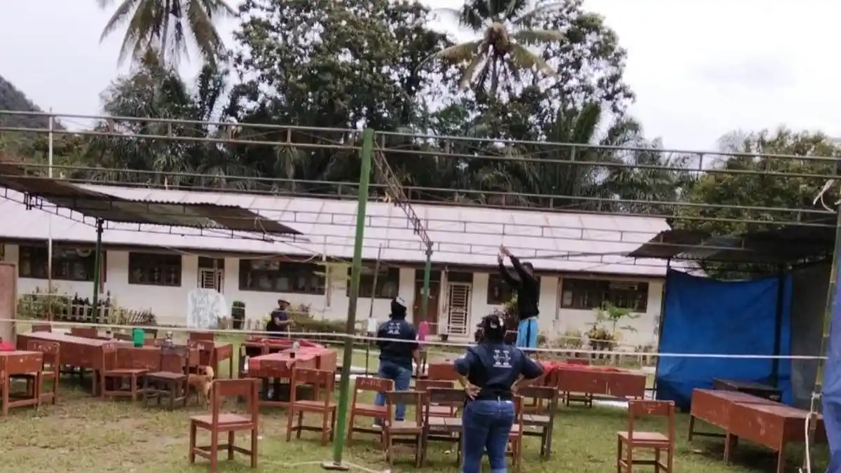 Dihantam Angin Puting Beliung, 1 TPS di Dairi Terpaksa Pindah ke Bangunan Sekolah