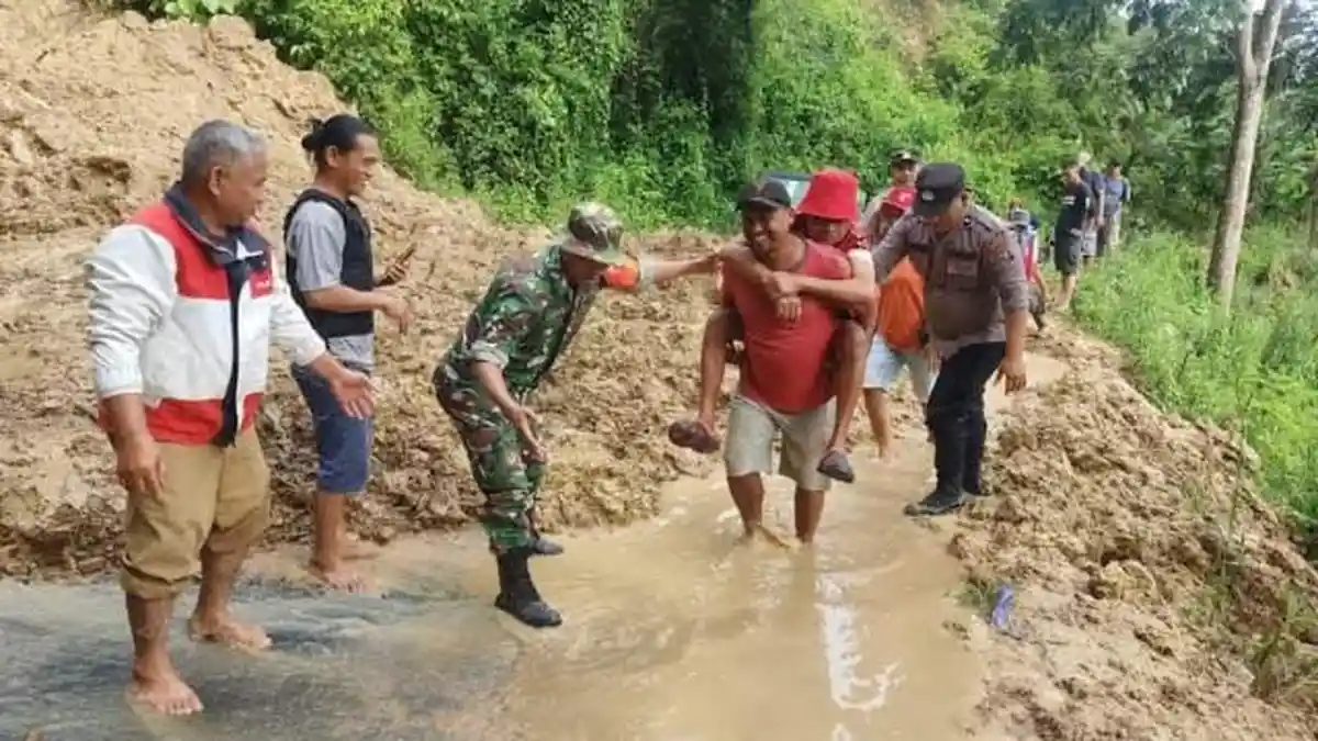 Empat Titik di Kecamatan Juhar Dilanda Longsor dan Banjir Bandang, Dua Rumah Diterjang Material