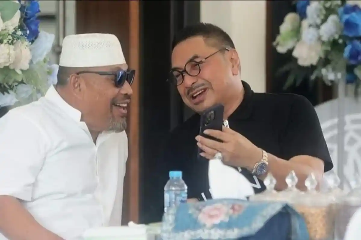 Potret Mesra Murad Ismail dan Michael Wattimena, Kode Pasti Jadi Pasangan di Pilgub Maluku?