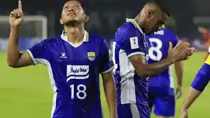jabar/Adam-Alis-di-laga-Persib-Bandung-vs-Selangor-FC.jpg