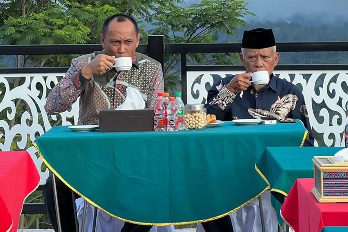 VDB-John Diplomasi Resmi Berpasangan di Pilkada Tana Toraja 2024