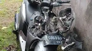 Olah-TKP-Polisi-saat-melakukan-olah-TKP-pasca-peristiwa-kecelakaan.jpg