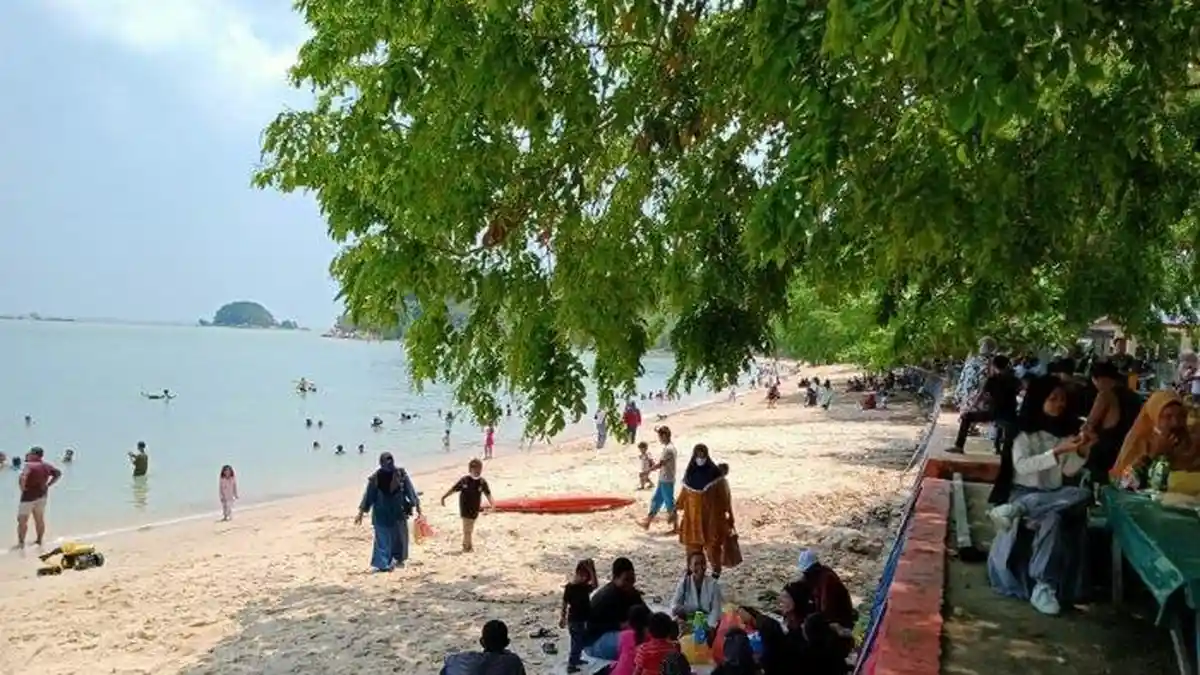 Wujudkan Liburan Tak Terlupakan di Pantai Pelawan: Surga di Ujung Timur Sumatera