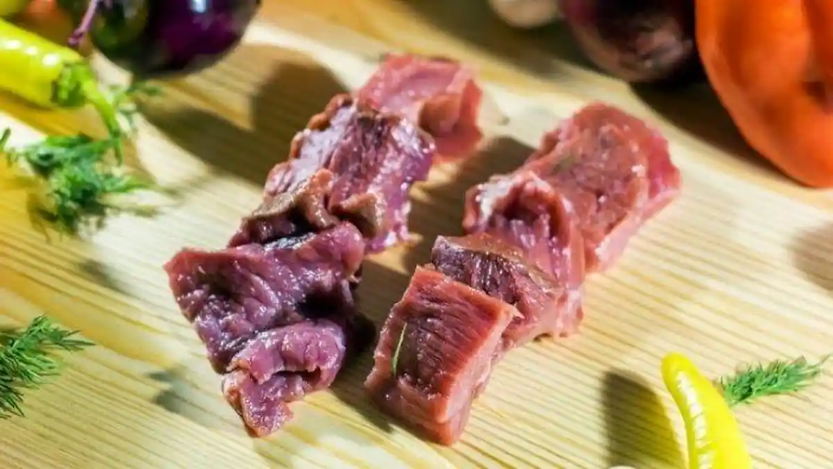 2 Hari Menuju Hari Raya Qurban, Intip JUMLAH KALORI Daging Kambing beserta Kandungan Gizinya