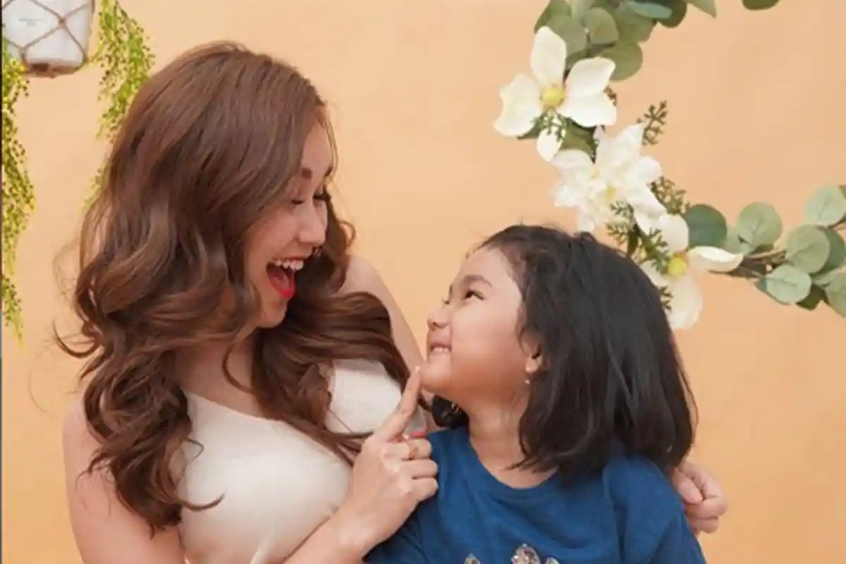 Siap Menikah, Paranormal ini Bocorkan Ayu Ting Ting Sudah Sering Ketemu Calon Mertua! Siapa?