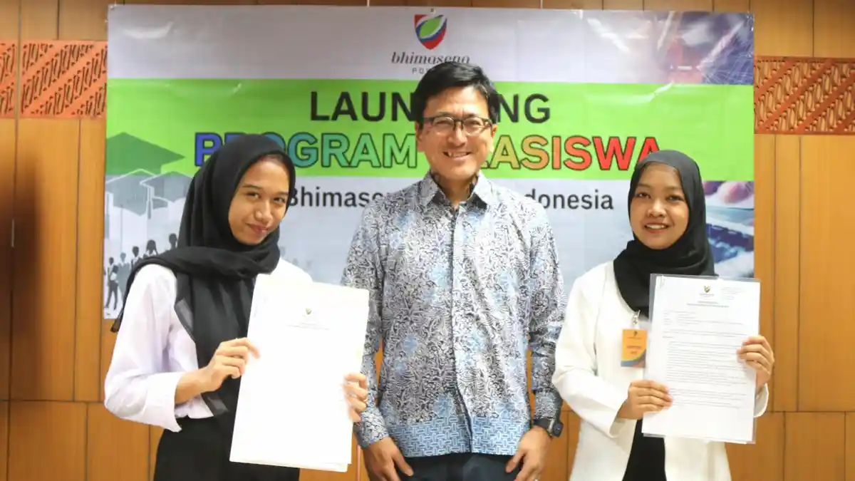 Luncurkan Program Beasiswa S1, BPI Biayai Kuliah Dua Warga Desa Tulis Batang