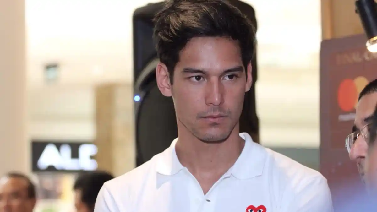 Richard Kyle Sering Diajari Main Bola Oleh Bambang Pamungkas
