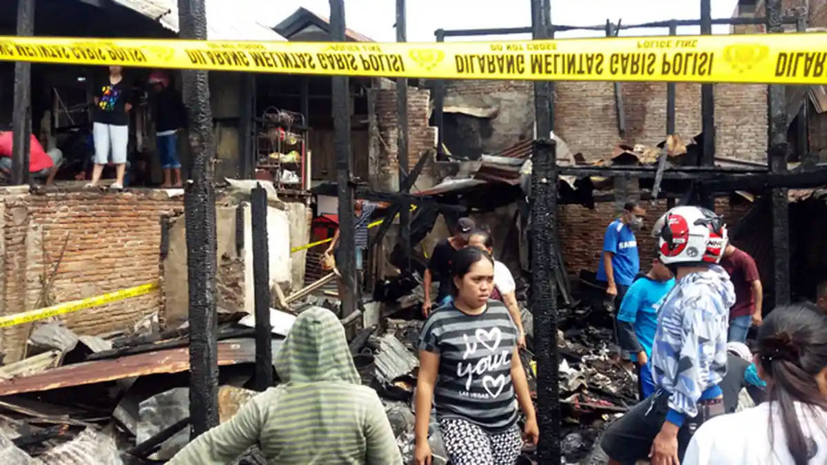 25 Rumah di Gang Sempit Ludes Dilalap Api