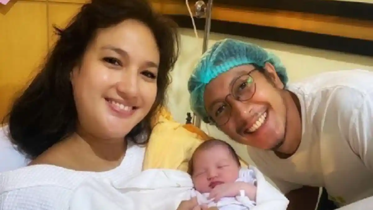 Potret Anak Nadine Candra Winata dan Dimas Anggara, Lahir Tanggal Cantik dan Nama Penuh Makna
