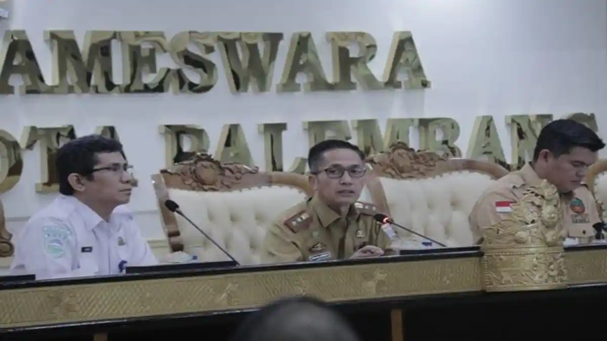 Cuaca di Palembang tak Sehat, Ratu Dewa Minta Lurah dan Camat Turun ke Lapangan