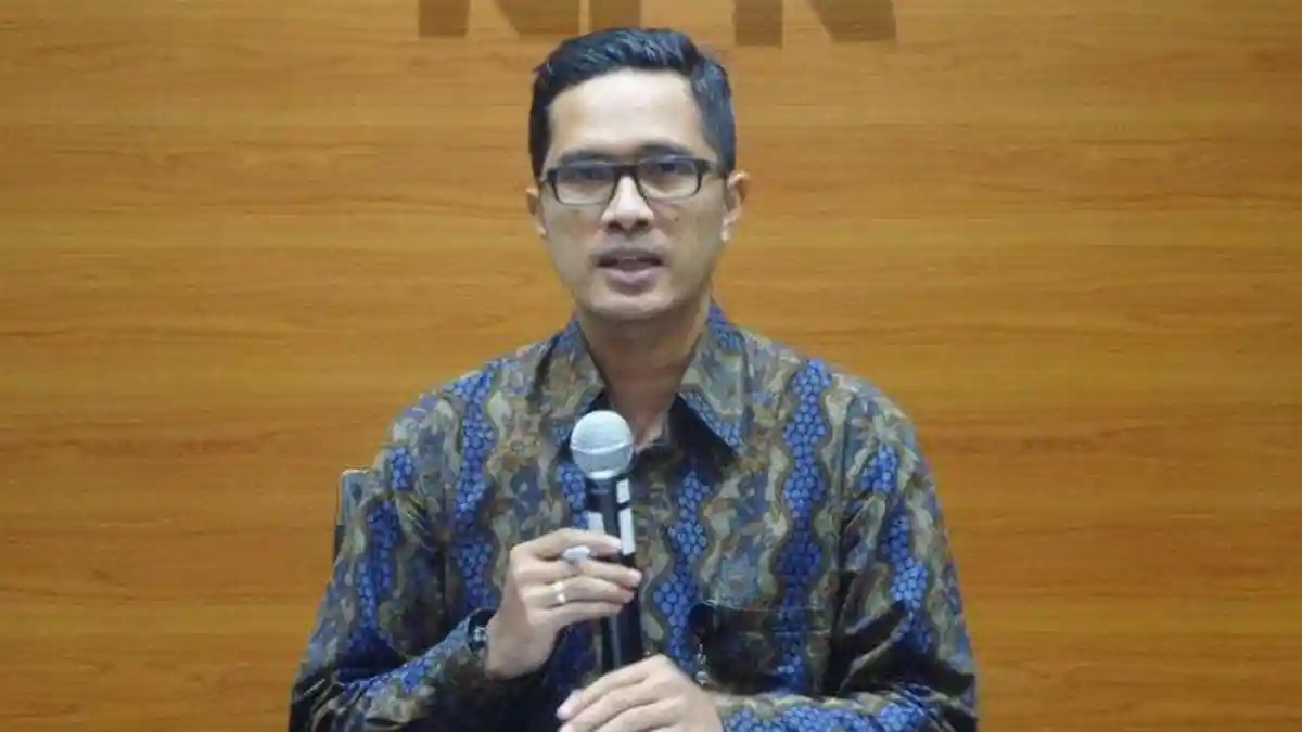 Febri Diansyah, Mantan Jubir KPK Jadi Kuasa Hukum PC, Tersangka Kasus ...