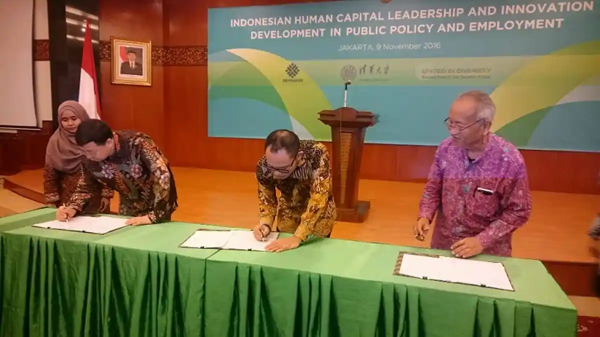 Kemenakertrans MoU Universitas Tiongkok Tingkatkan Kompetensi SDM