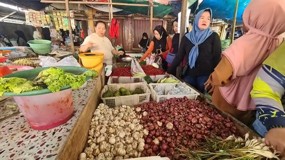 Harga Cabai Naik Tajam di Pasar Martapura OKU Timur Hari Ini 29 Juni, Bawang Merah Turun