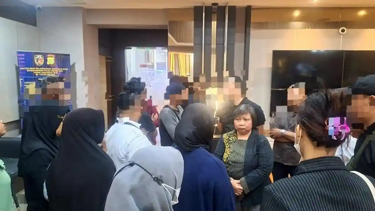 Datangi Polda Metro Jaya, Ketua Komnas HAM Dorong Polisi Bebaskan Pendemo yang Masih Ditahan