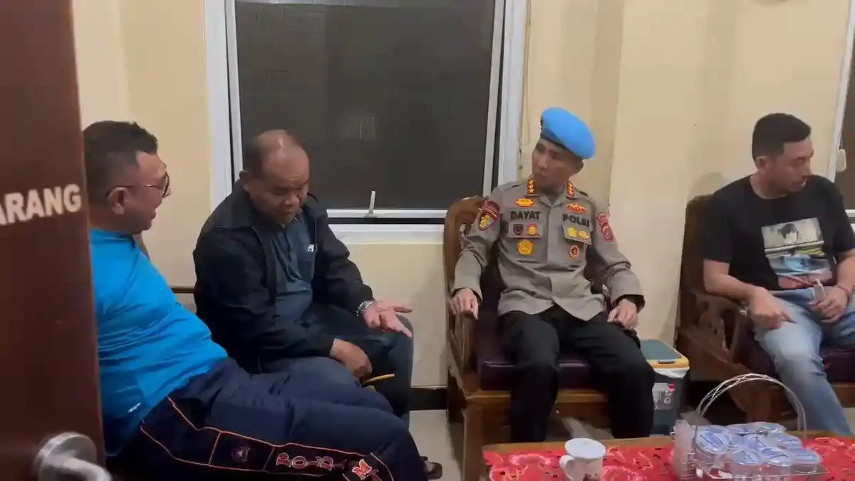 AKP Dadang Penembak AKP Ulil Disorot Lantaran tak Diborgol dan Merokok, Polda Sumbar:Gangguan Mental