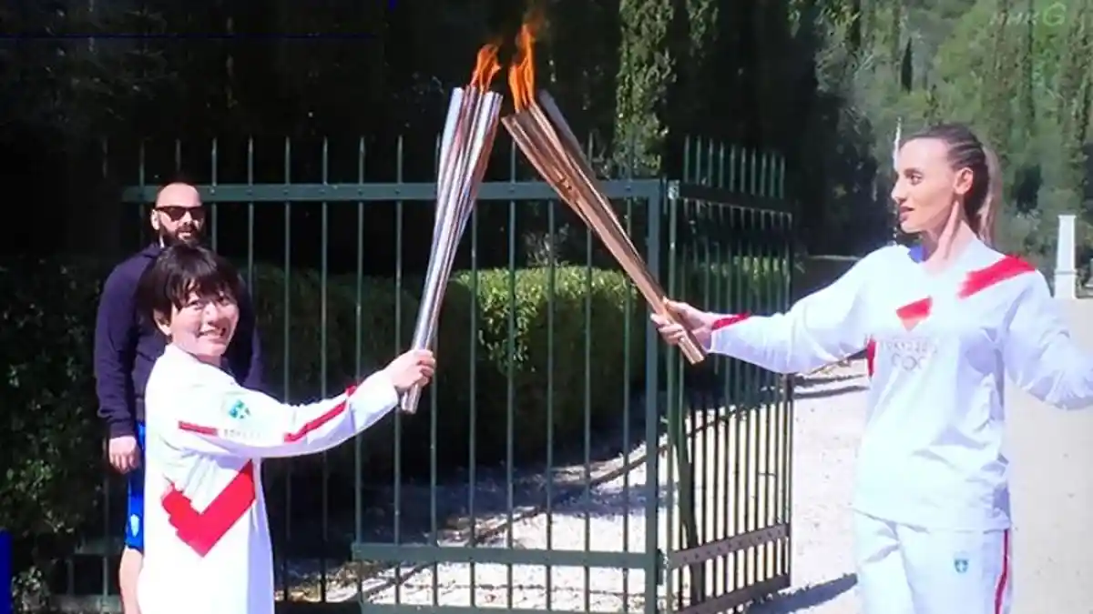 BREAKING NEWS: Obor Olimpiade 2020 Telah Diterimakan Pelari Profesional Jepang di Yunani