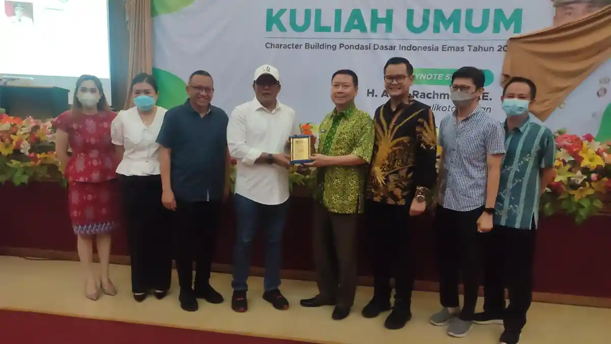 Isi Kuliah Umum di Institut Bisnis IT&B, Wakil Wali Kota Aulia Rachman Bahas Character Building