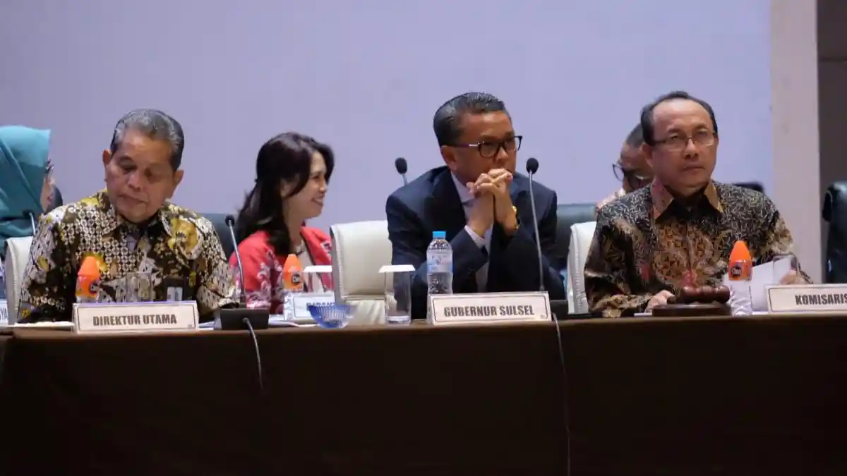 Gelar RUPS Luar Biasa, Gubernur Nurdin Abdullah Copot Dirut Bank Sulselbar