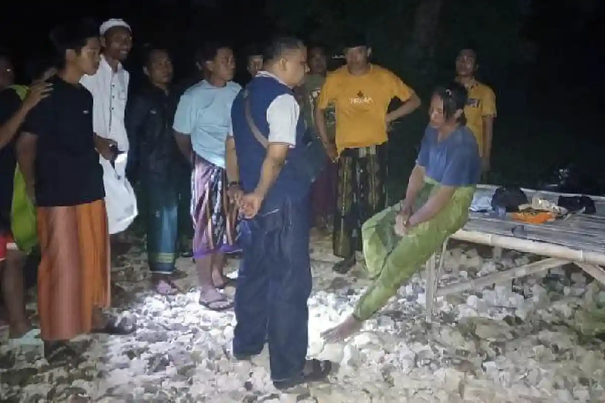 Karamnya Kapal Nelayan Tuban Berkah Aminah 2 di Perairan Sumenep, Keberadaan ABK Ini Masih Misterius