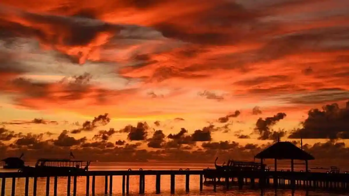8 Tempat Terbaik di Dunia Untuk Menikmati Sunset, Indonesia Juga Ada Lho!
