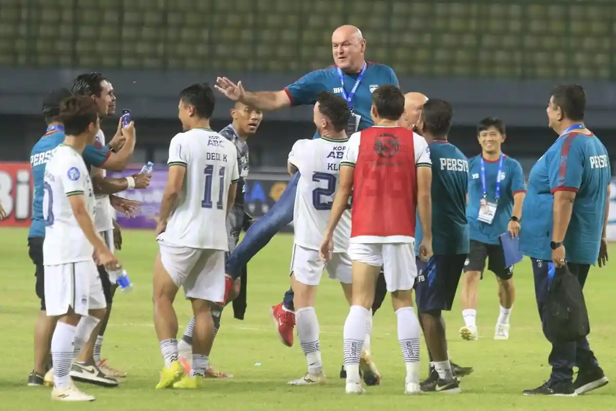 Persib Bandung Menang Dramatis Atas Bhayangkara FC, Ciro Alves Jadi Penyelamat Pangeran Biru