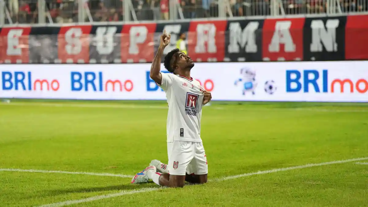 Liga 1: Yance Sayuri Hattrick, Malut United Lumat PSIS Semarang 5-1