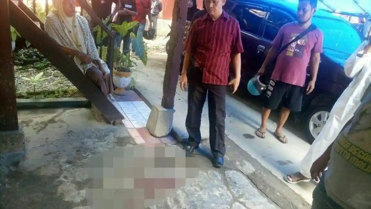 TRAGIS! Rebutan Warisan, Kakak Beradik Duel Saling Bacok dengan Parang Hingga Berdarah-darah