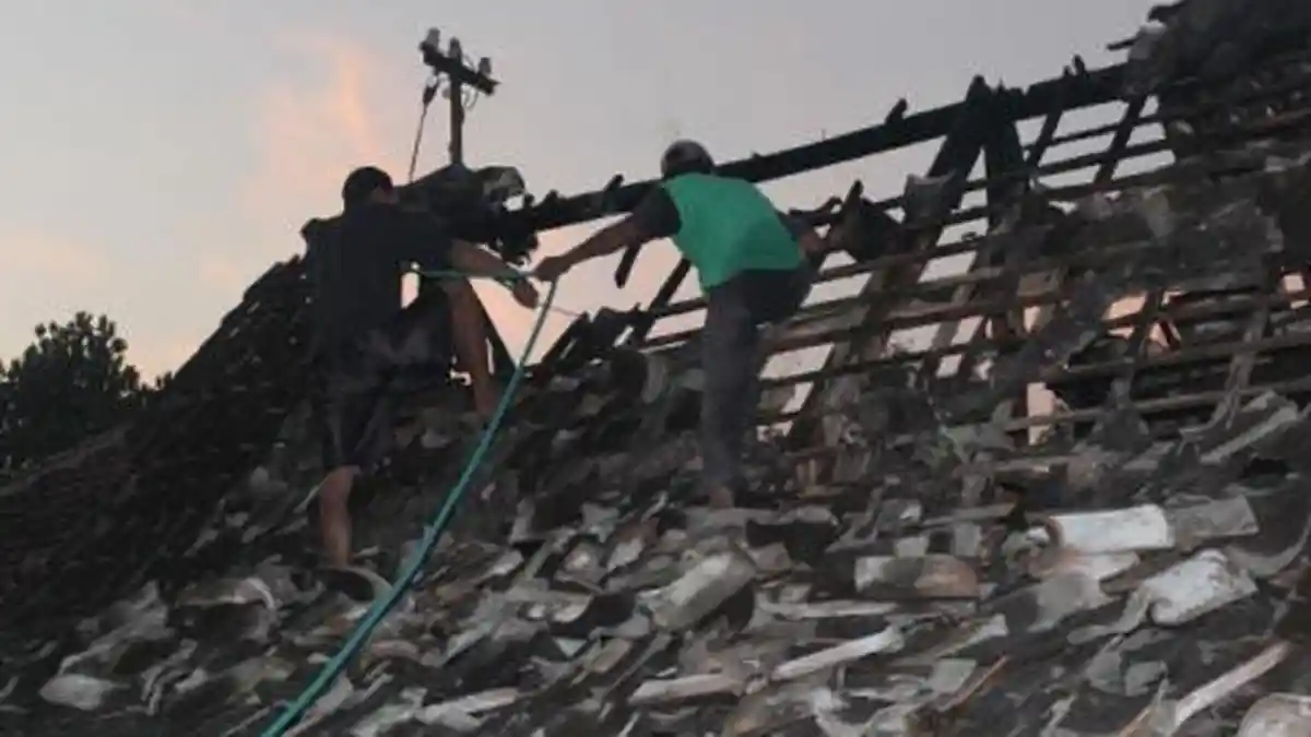 Depresi Pensiunan Guru Agama Bakar Rumahnya Sendiri