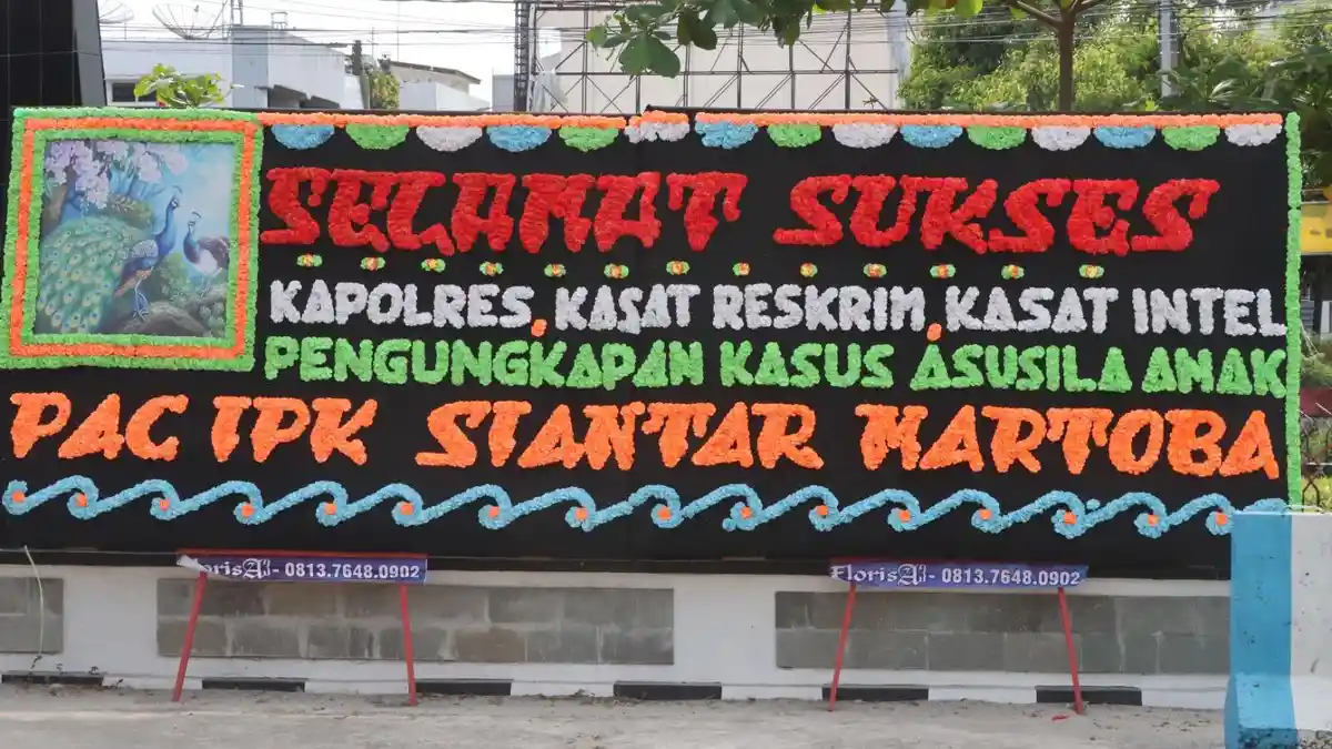 Berhasil Ungkap Kasus Asusila, Polres Pematangsiantar Dibanjiri Papan Bunga Ucapan Selamat