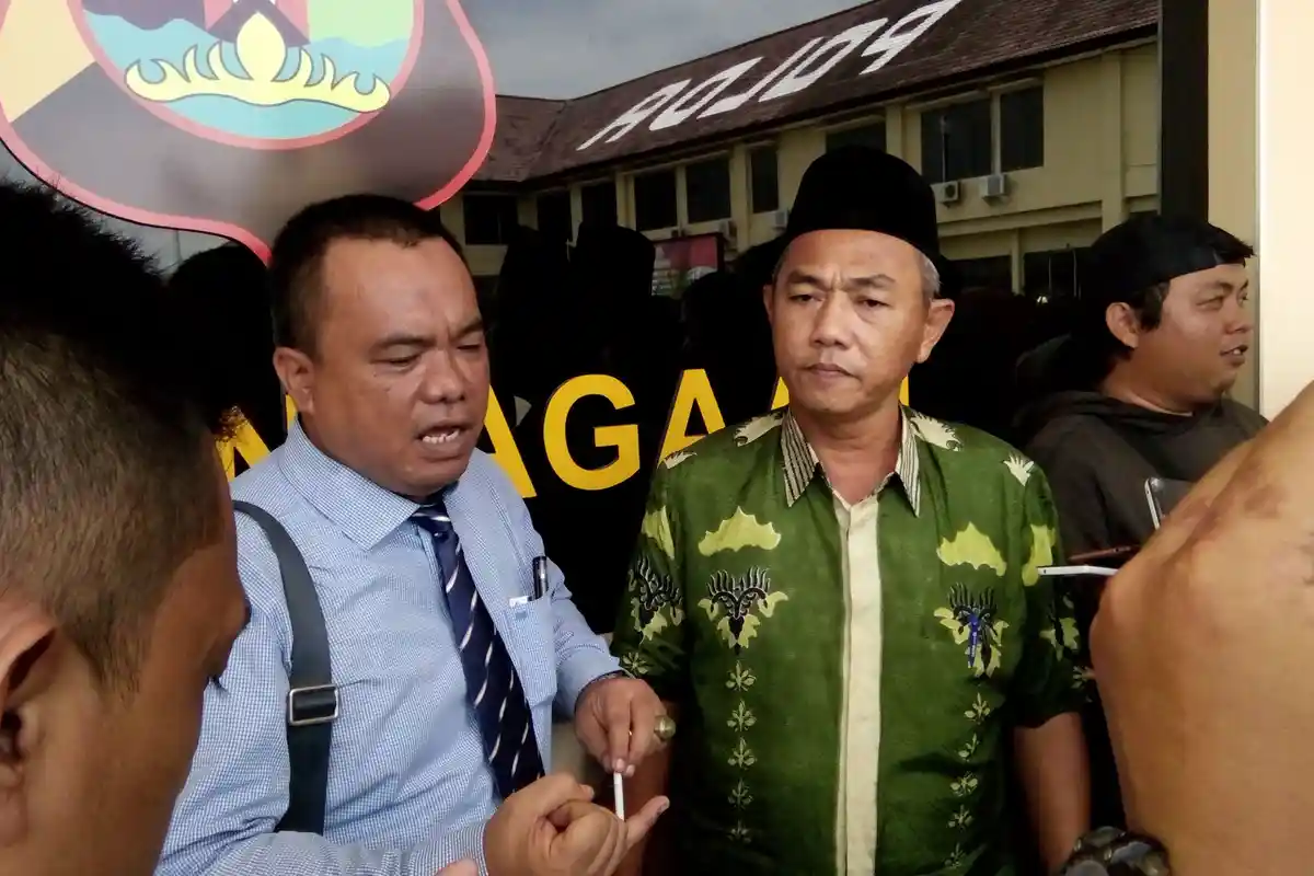 4 Dasar Warga NU Laporkan Bupati Lampung Selatan ke Polda Lampung