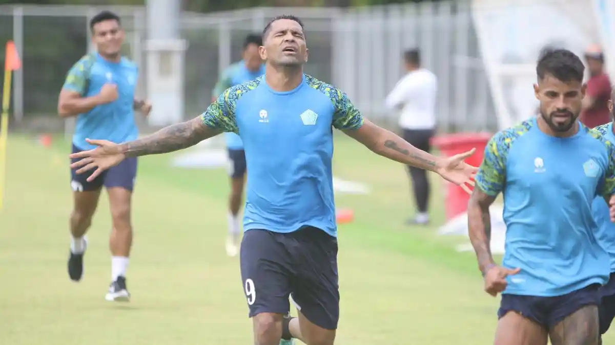 PSBS Biak Tak Gentar Hadapi Kampiun Liga 1 Persib Bandung, Siapkan Gaya Permainan Latin?