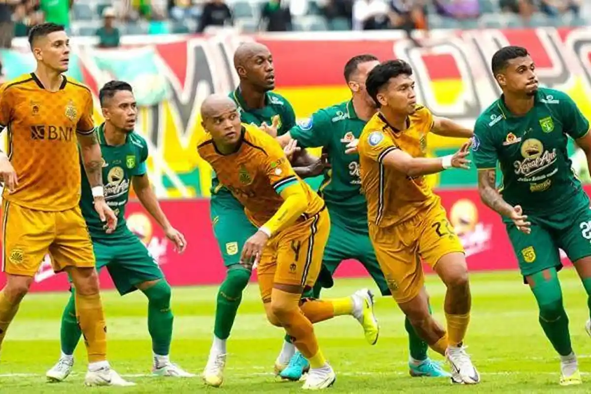 Jelang Persita Vs Persebaya, Paul Munster Soroti Transisi Bajul Ijo