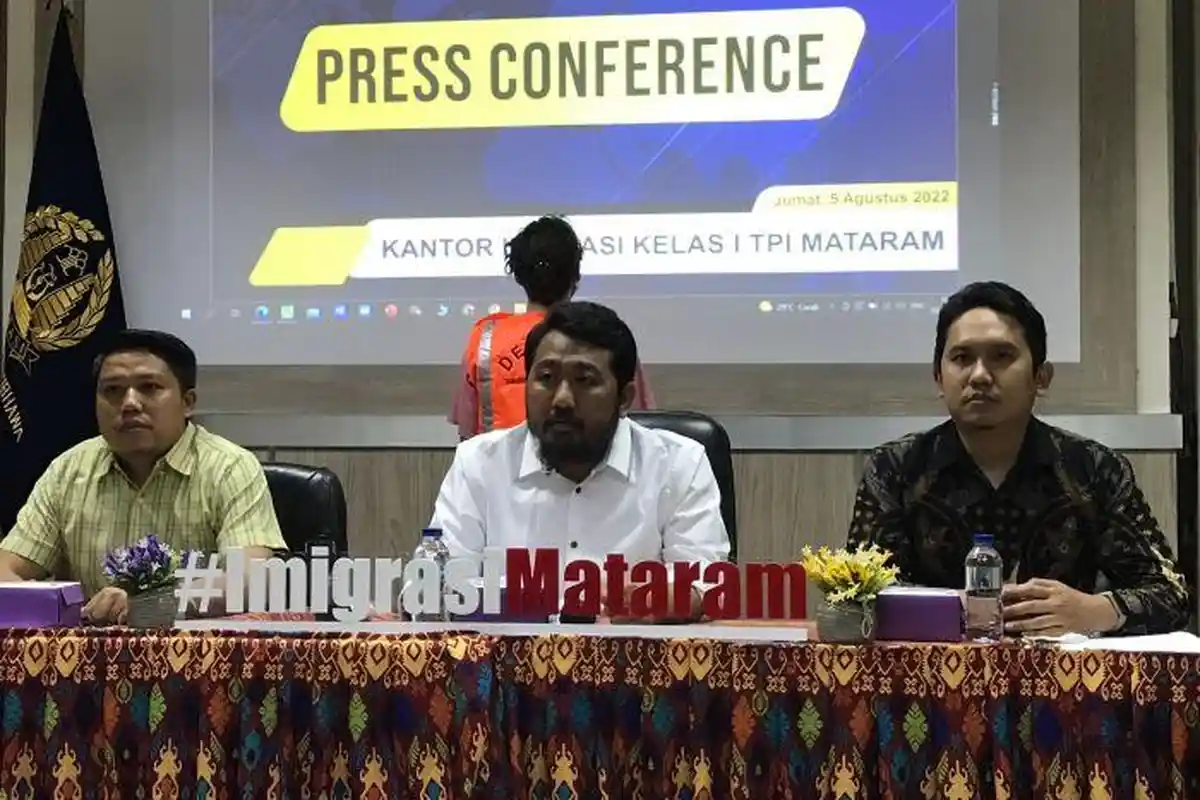 Kantor Imigrasi Kelas I TPI Mataram Amankan WNA Rusia yang Mengamuk di Gili Trawangan