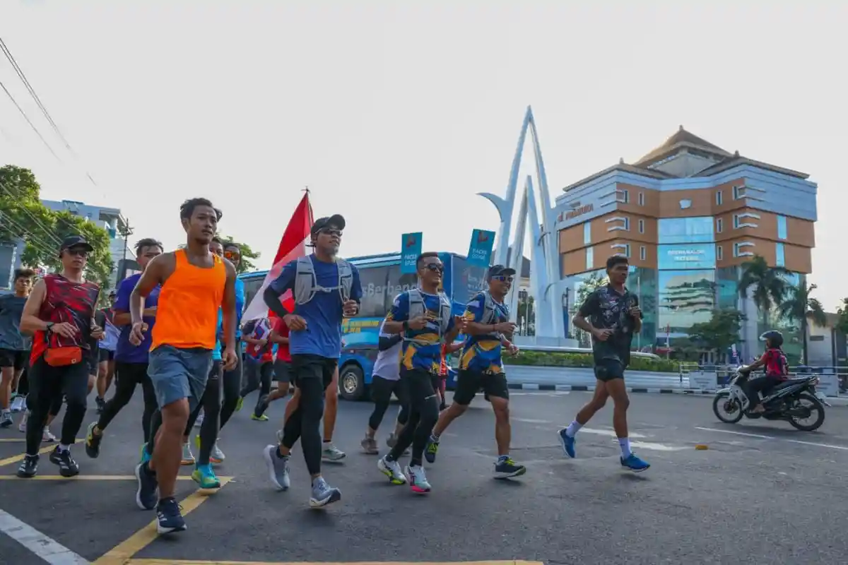 Disambut Antusias, Fun Run 8K Awali Rangkaian Hari Jadi Ke-80 Provinsi Jateng
