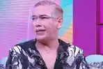 benny-simanjuntak-saat-jadi-bintang-tamu-di-rumpi-no-secret-trans-tv.jpg