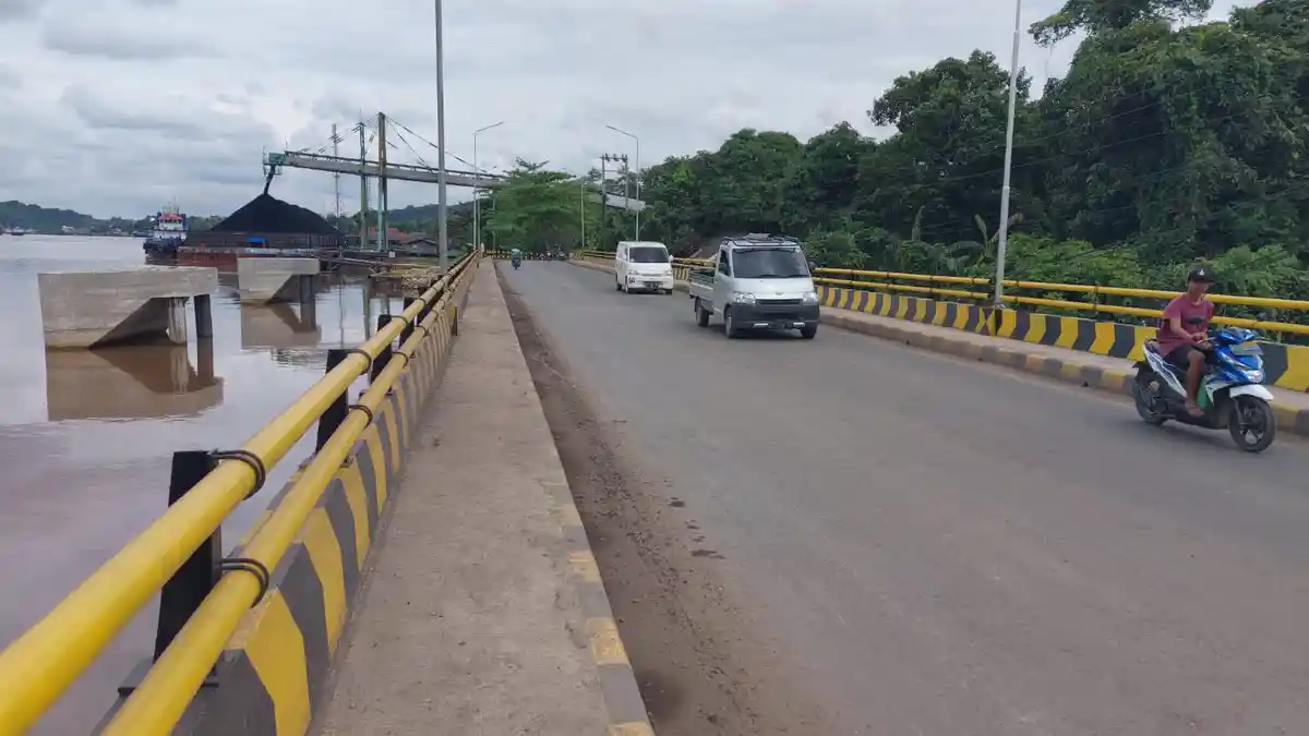 Kini Jembatan Bakungan Kukar Bisa Dilewati, Warga Senang karena tak Lagi Putus