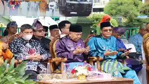 Juli-Suryadi-menghadiri-Upacara-Peringatan-Hari-Jadi-ke-254.jpg