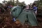 Tenda TIM SAR Sukhoi di Gn Salak 1