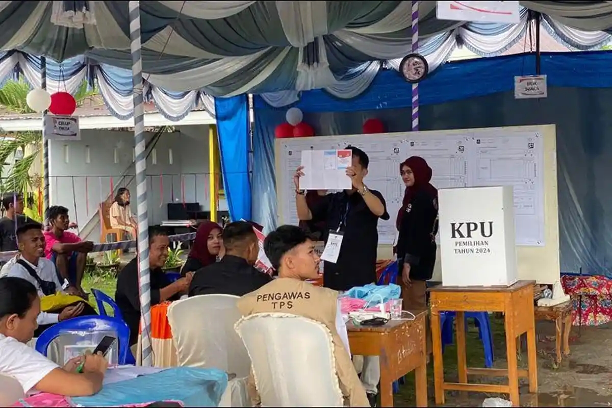 Merlan Uloli - Syamsu Botutihe Unggul Telak di TPS Tumbihe Gorontalo, Posko Pemenangan Jadi Sorotan