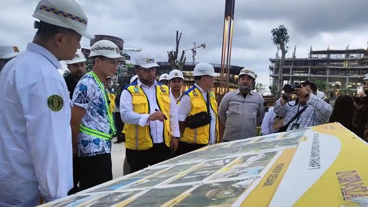 Kunjungi IKN di Kaltim, Sandiaga Uno Tinjau Rumah Tapak Menteri Hingga Plaza Seremoni Kawasan KIPP