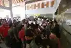 Dampak Erupsi Gunung Barujari di Bandara Ngurah Rai