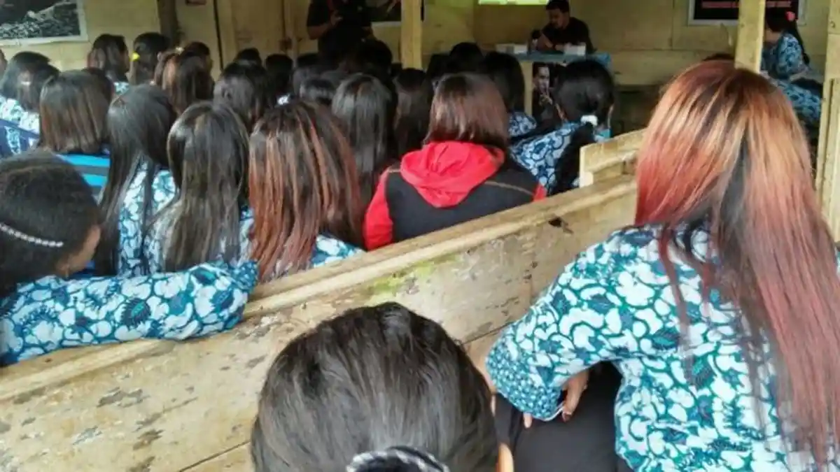 Jangan Kaget! Ternyata Di Indonesia Ada Sekolah PSK, Hal-Hal Ini Yang Diajarkan