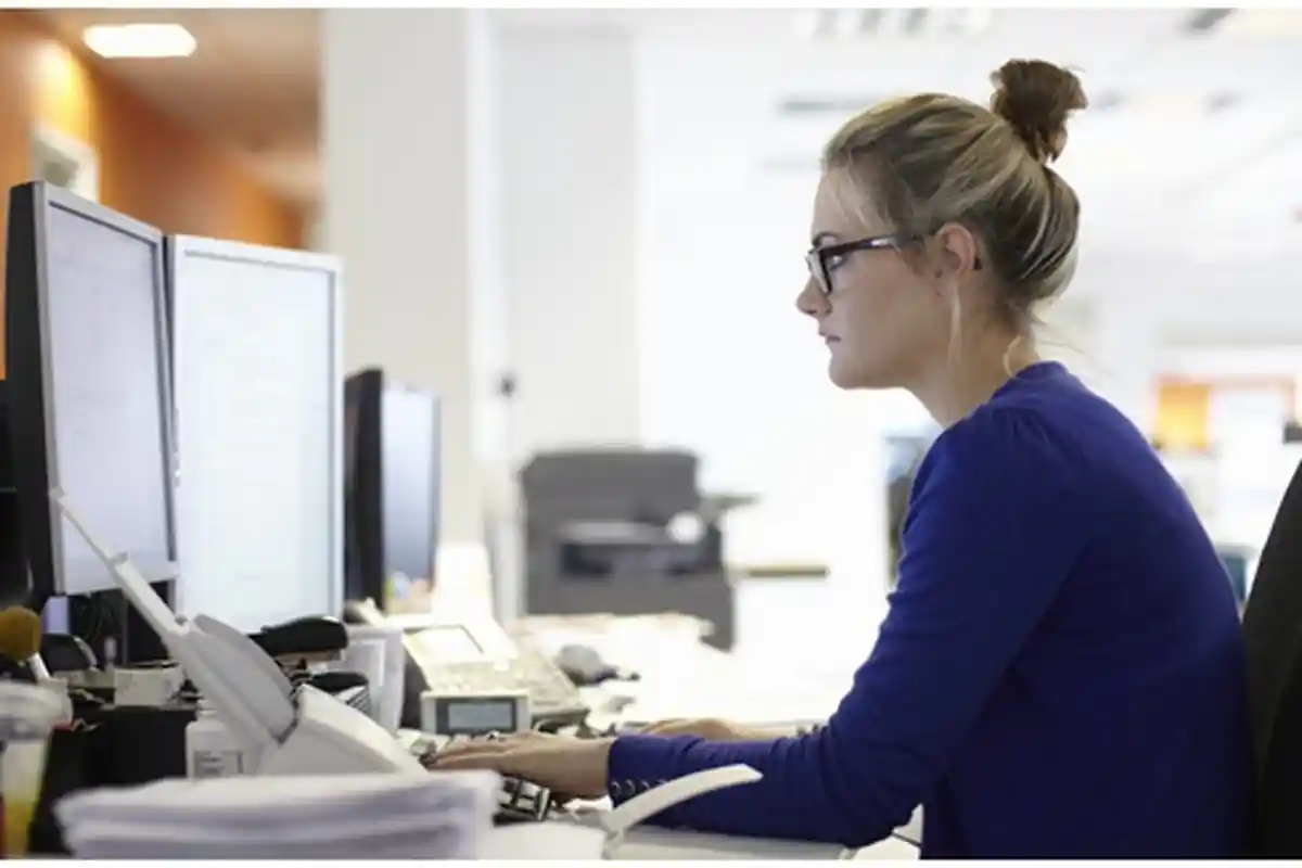 Internetan Lewat Cahaya Bisa Lebih Cepat, Berikut Kekurangan dan Keuntungan Li-Fi