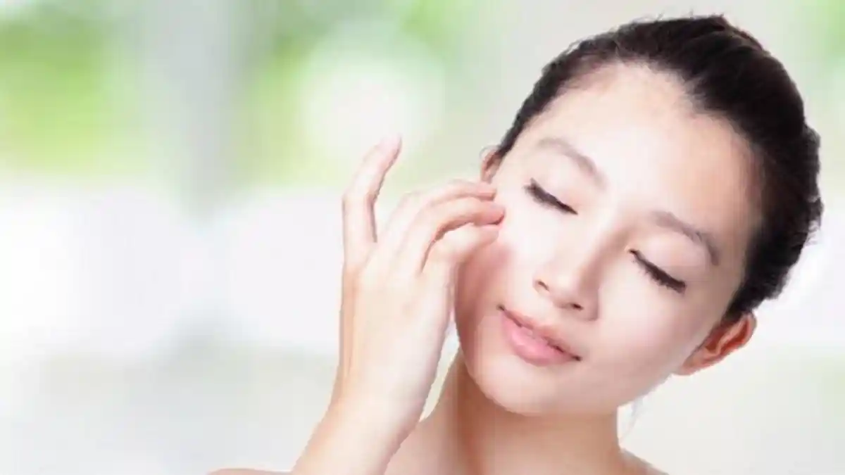 Kulit Kamu Berminyak? Berikut Tips Memilih Produk Kecantikan yang Sesuai