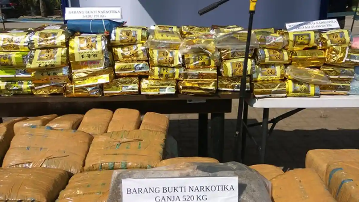 Komplotan Pemasok Narkoba Jaringan Bekas Anggota DPRD Langkat Tertangkap Bawa Sabu 38 Kg